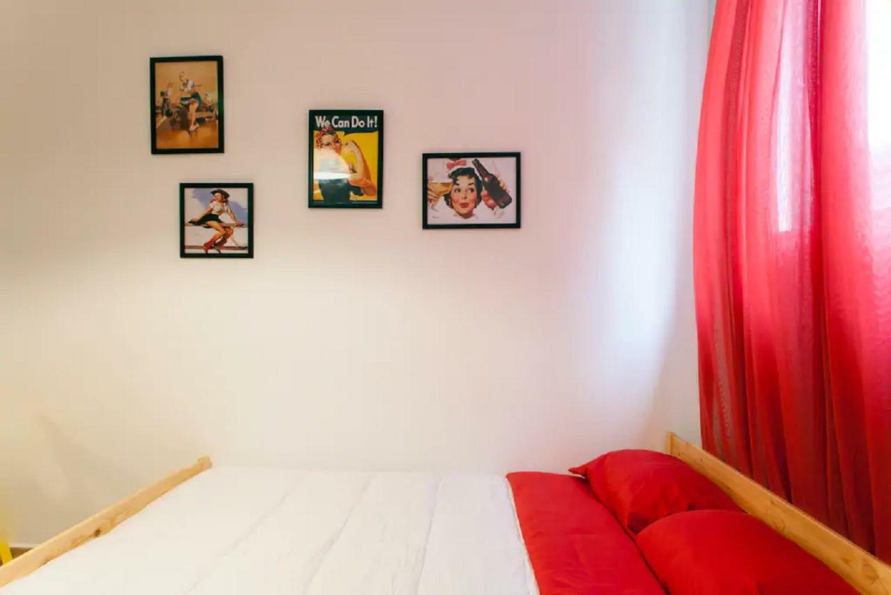 For Couples Near Downtown Appartement